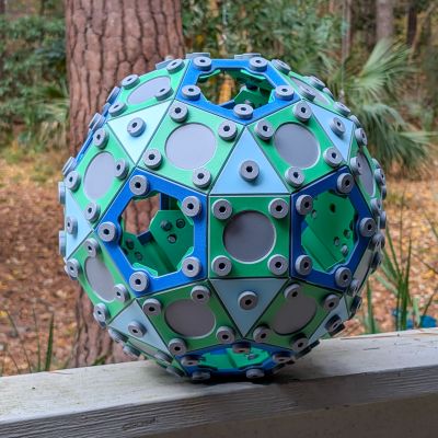 Demerit badge rhombicosidodecahedron-12