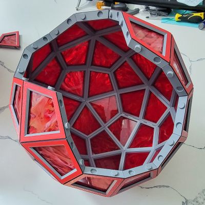 Strombic Hexecontahedron-109